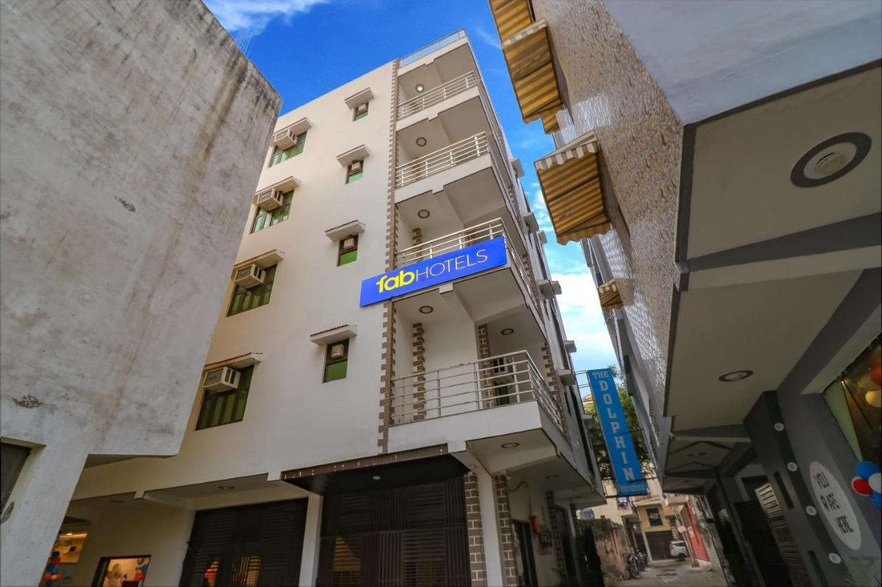 Hotel Fabexpress Dolphin International Near Delhi Airport Neu-Delhi Exterior foto